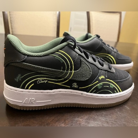 New Nike Air Force 1 NY Sneaker Shoes Size US 7 - Picture 3 of 12